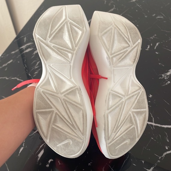 Nike Vista Lite Sneakers - Picture 3 of 4